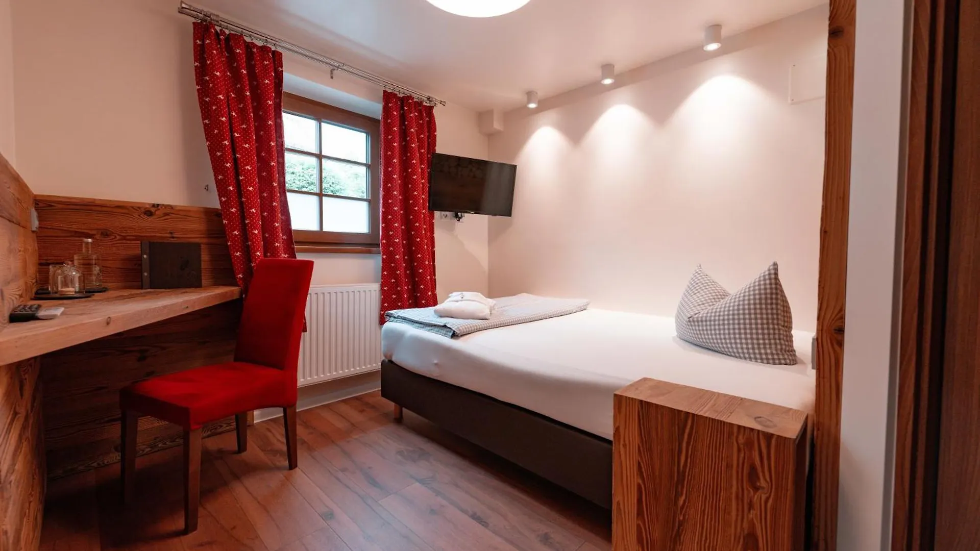 Boutique Hotel Beim Lipp - Restaurant & Spa Rosshaupten